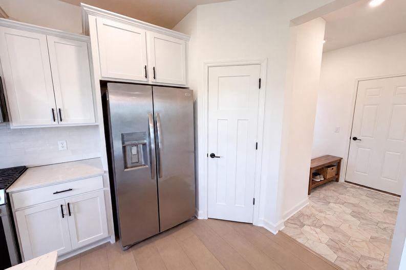 Photo 10 of 42 of 1577 Upper 141st St E, Rosemount, MN