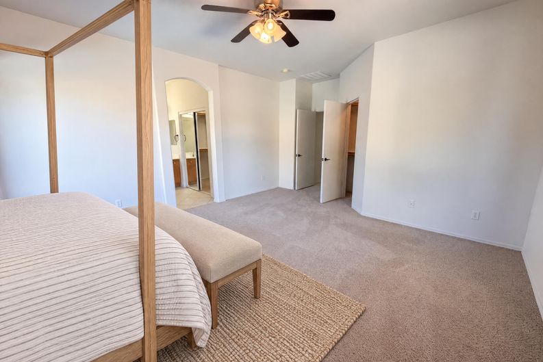 Photo 10 of 17 of 13026 W Corrine Dr, El Mirage, AZ