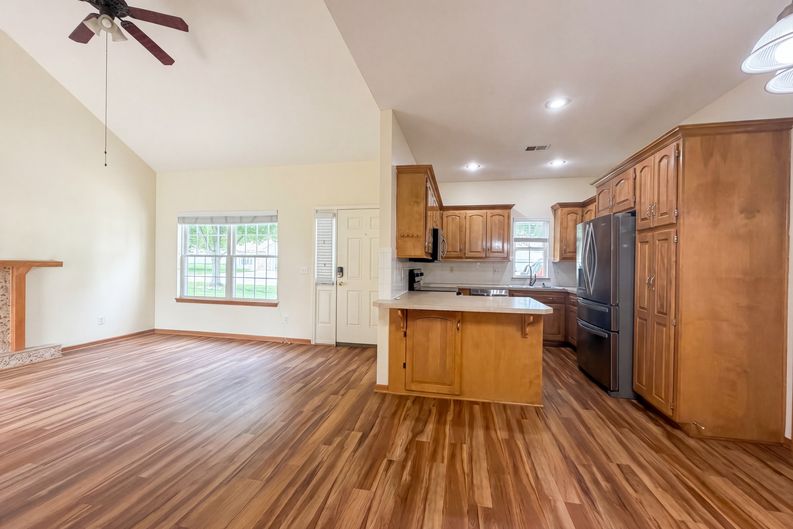 Photo 8 of 18 of 8331 Greely Ave, Kansas City, KS