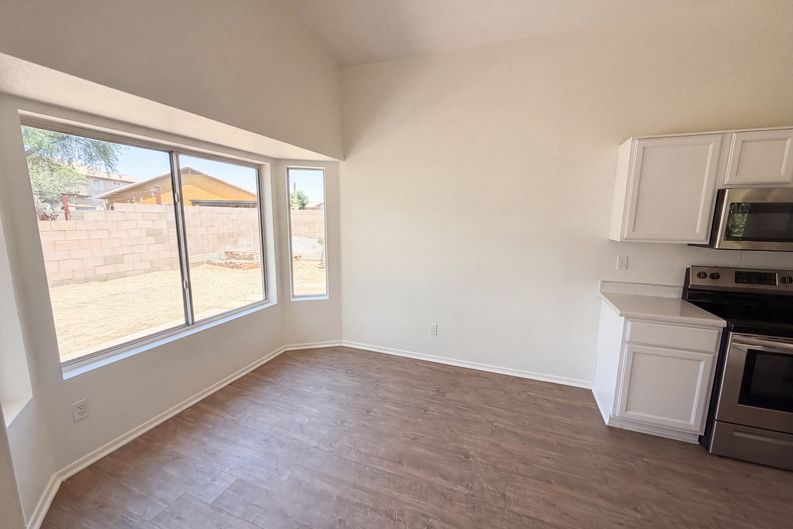 Photo 8 of 18 of 9103 N Palm Brook Dr, Tucson, AZ