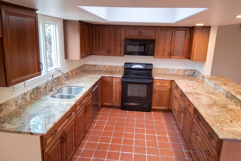 Photo 6 of 21 of 5621 E Fort Lowell Rd, Tucson, AZ