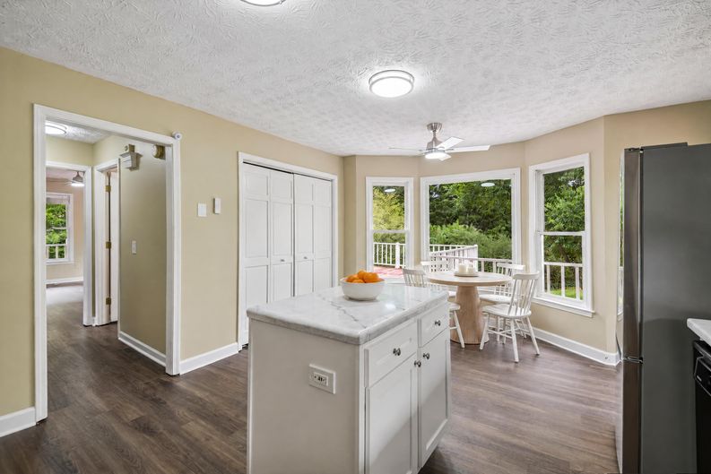 Photo 14 of 34 of 2321 Murdock Rd, Marietta, GA