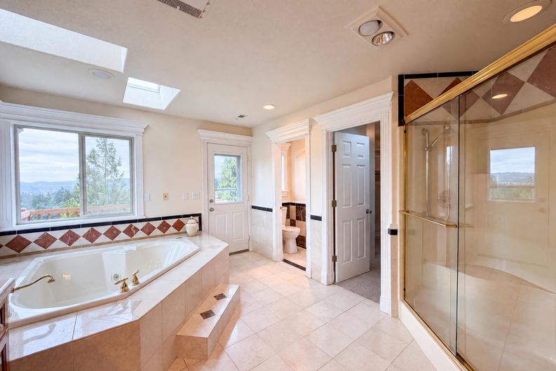 Photo 10 of 40 of 15745 SW Windham Ter, Portland, OR