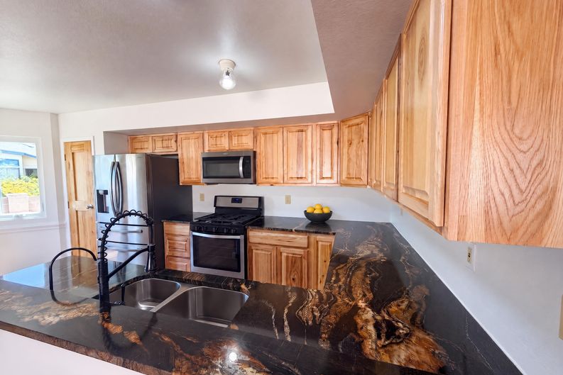 Photo 9 of 23 of 1609 Blue Quail Ct NE, Rio Rancho, NM