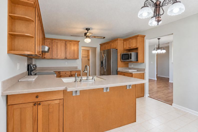 Photo 6 of 24 of 4300 Peeksville Rd, McDonough, GA