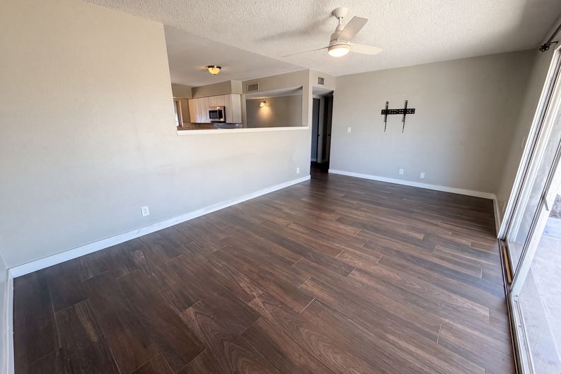 Photo 7 of 22 of 1430 E Flossmoor Ave, Mesa, AZ