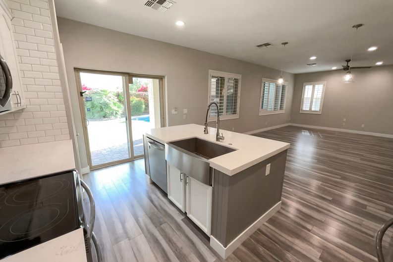 Photo 13 of 31 of 1099 E Sourwood Dr, Gilbert, AZ