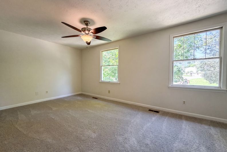 Photo 4 of 19 of 207 Seneca Forest Ct, Nashville, TN