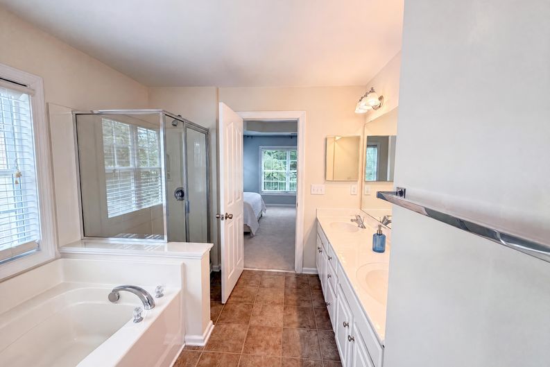 Photo 15 of 22 of 12312 Chesley Dr, Charlotte, NC