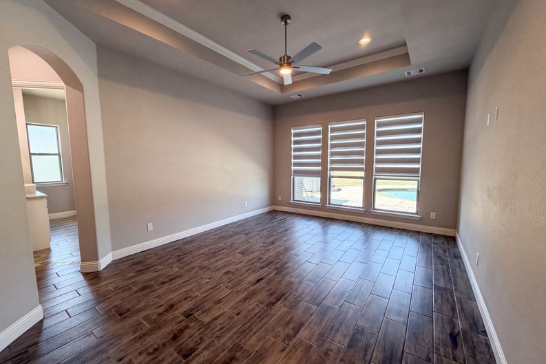 Photo 10 of 31 of 3608 Ridge Point Dr, Argyle, TX