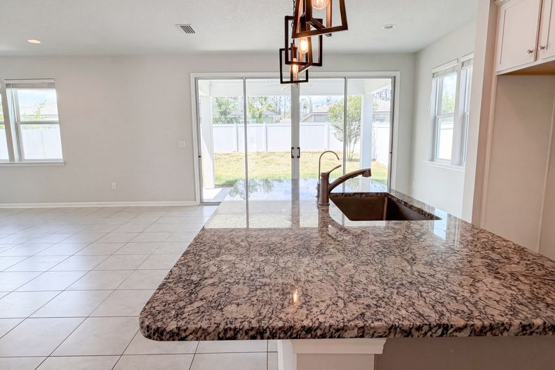 Photo 8 of 25 of 95443 Woodbridge Pkwy, Fernandina Beach, FL