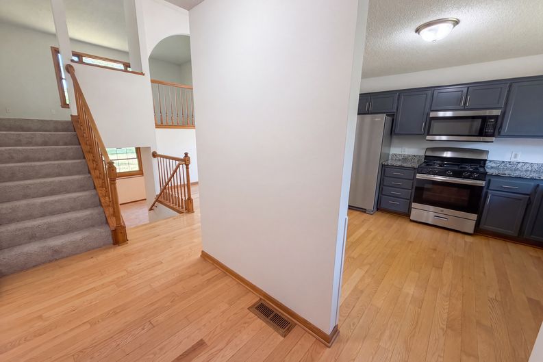 Photo 6 of 29 of 7537 Fairfield Rd, Brooklyn Park, MN