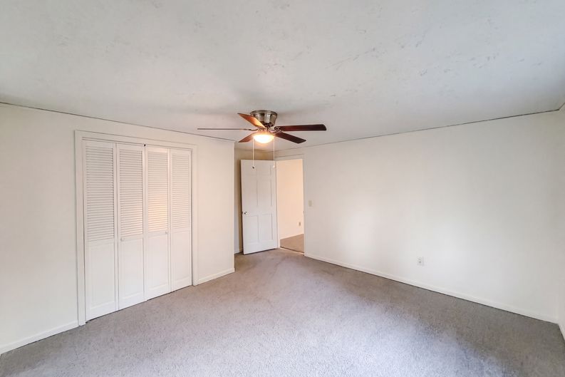 Photo 9 of 21 of 207 E Park St, Trafalgar, IN