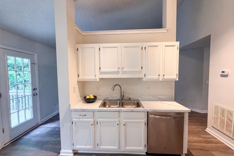 Photo 9 of 27 of 21 Glenhawk Loop, Irmo, SC