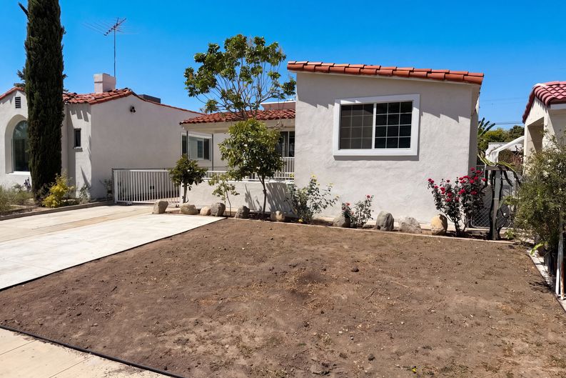 Photo 18 of 31 of 817 S 9th St, Alhambra, CA
