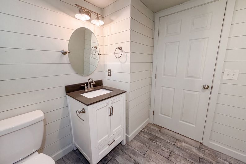 Photo 14 of 43 of 7447 S Ames Ct, Littleton, CO