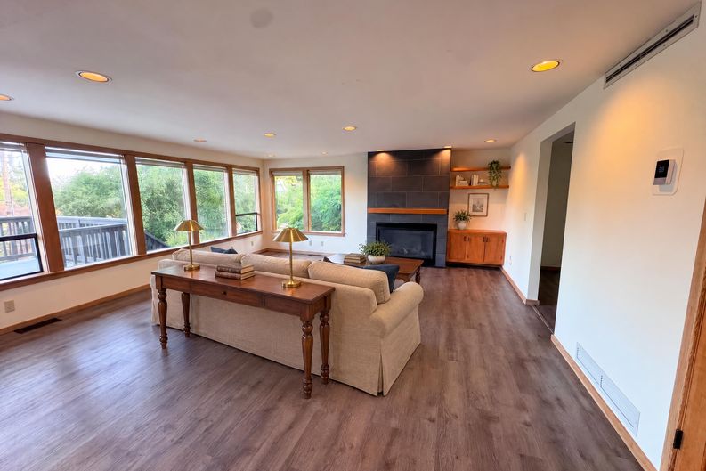 Photo 8 of 29 of 4510 SW 244th St, Vashon, WA