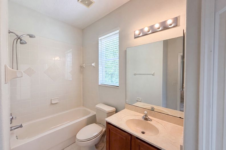 Photo 34 of 39 of 12706 Grovehurst Ave, Winter Garden, FL