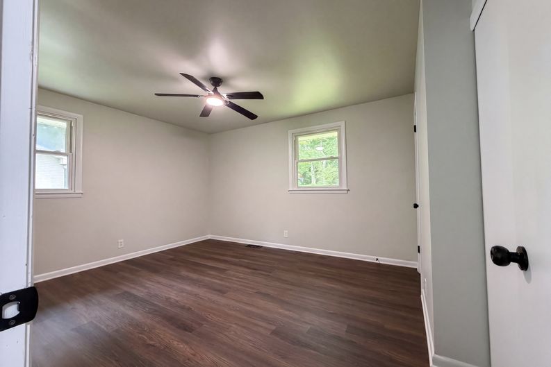 Photo 4 of 18 of 724 Woodmere Dr, Nashville, TN