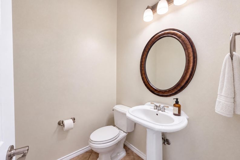 Photo 11 of 32 of 302 Saddletree Ln, Dripping Springs, TX