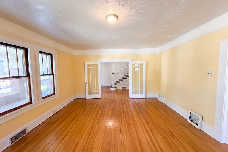 Photo 3 of 21 of 1016 Scales St, Salisbury, NC