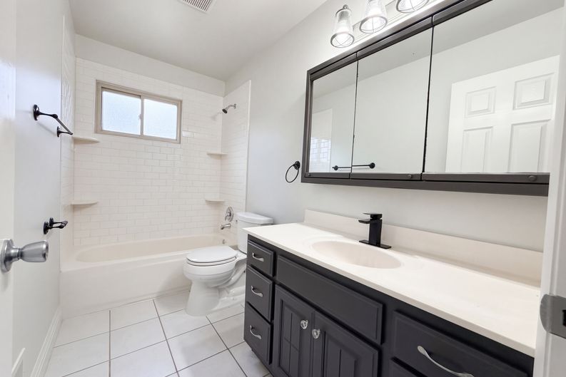 Photo 12 of 17 of 16108 Ziegler St, Taylor, MI