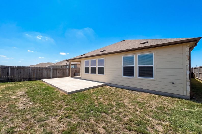 Photo 27 of 28 of 300 Arnage Dr, Hutto, TX