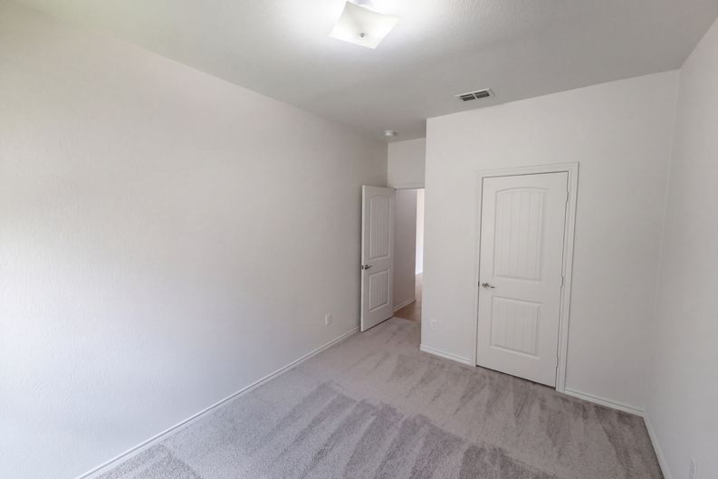 Photo 12 of 21 of 1728 Jacona Trl, Fort Worth, TX