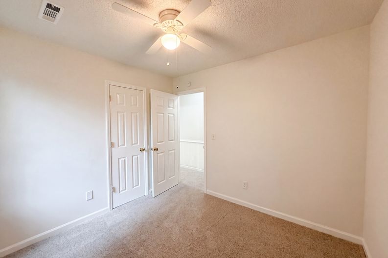 Photo 10 of 17 of 422 Allen Ct, Ladson, SC