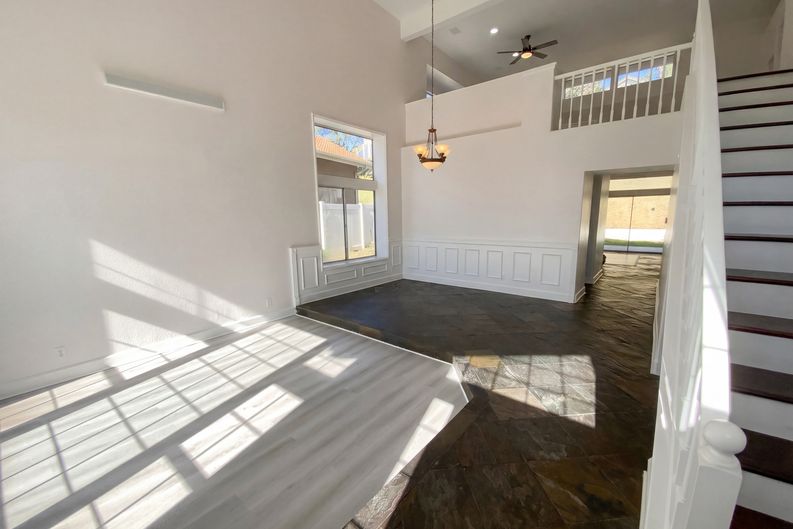 Photo 6 of 26 of 3303 Deaver Dr, Corona, CA