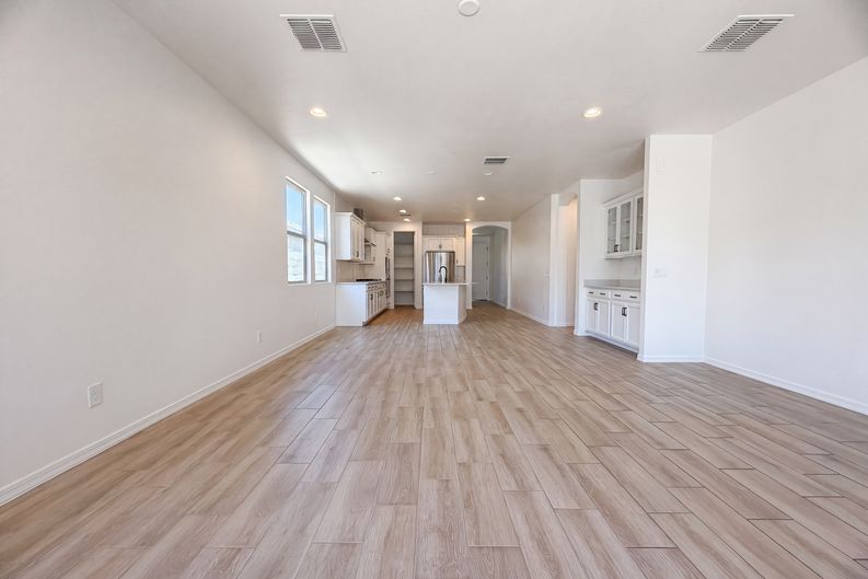 Photo 8 of 17 of 2831 W Rainbow Dr, San Tan Valley, AZ