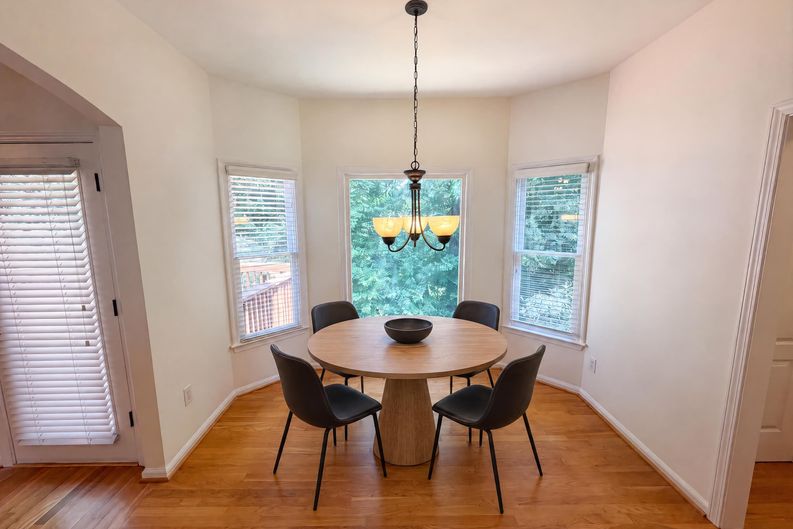 Photo 20 of 58 of 3612 Brookefall Ct, Suwanee, GA