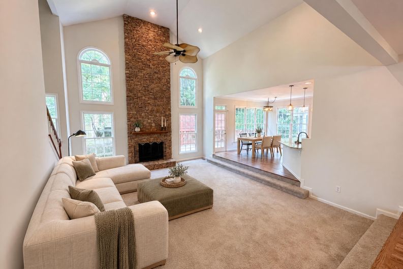 Photo 3 of 33 of 165 Fieldstone Edge, Alpharetta, GA