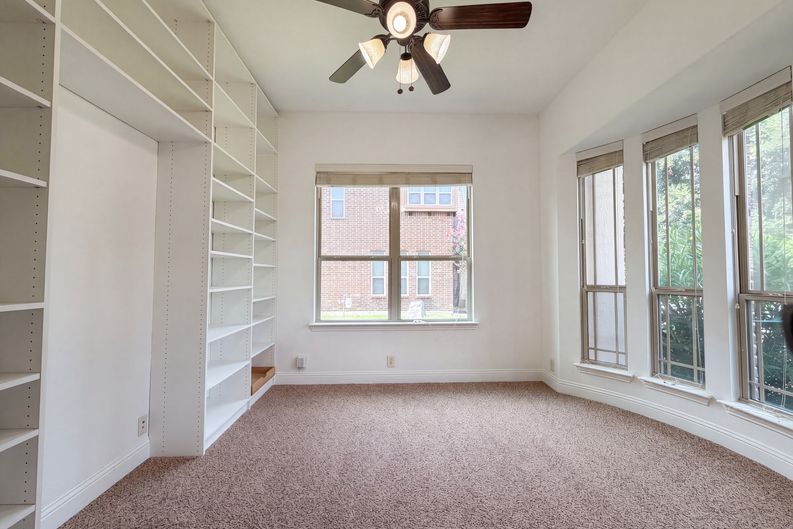 Photo 7 of 20 of 4309 Gleneagles Dr, Mansfield, TX