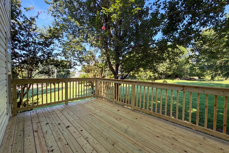 Photo 25 of 28 of 2120 Spring Lake Dr, Spring Hill, TN