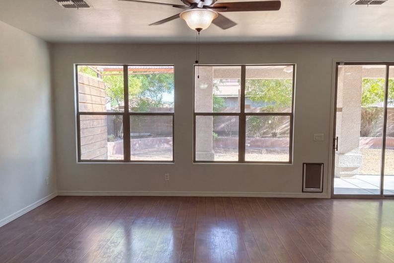 Photo 11 of 46 of 8386 W Palo Verde Ave, Peoria, AZ