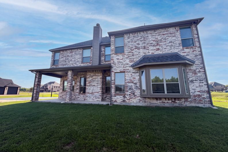 Photo 41 of 46 of 1208 Redbud St, Howe, TX
