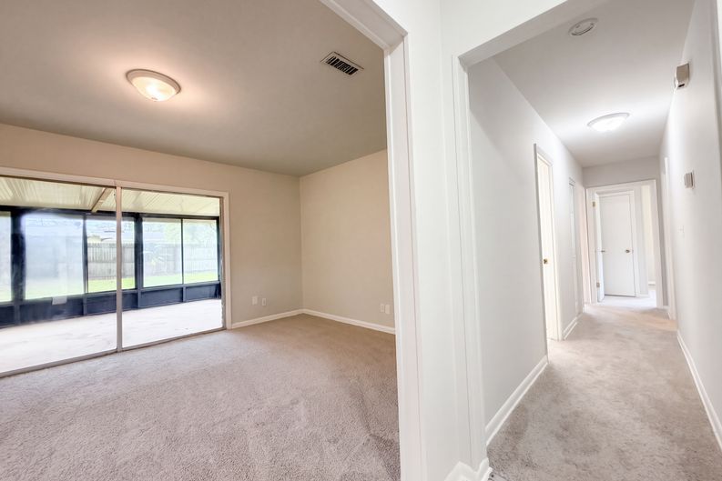 Photo 9 of 22 of 5082 San Clerc Rd, Jacksonville, FL