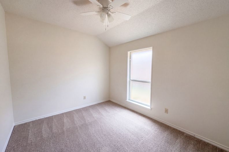 Photo 11 of 17 of 2522 Palisades Pl, Mesquite, TX