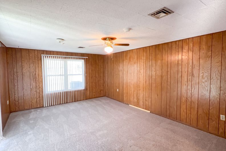 Photo 9 of 20 of 2606 NW 17th St, Lawton, OK