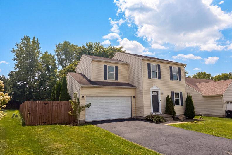 Photo 26 of 32 of 1618 Saddlebrook Dr, Heath, OH