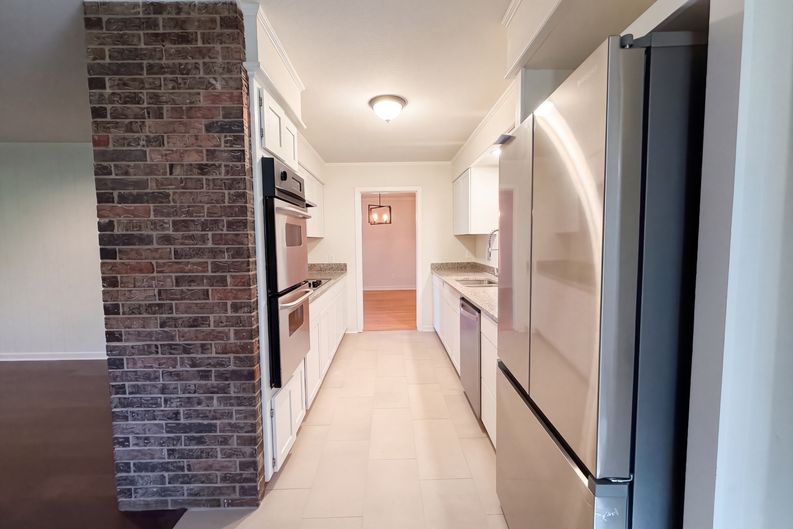 Photo 6 of 19 of 607 Turtle Creek Dr, Greenville, TX