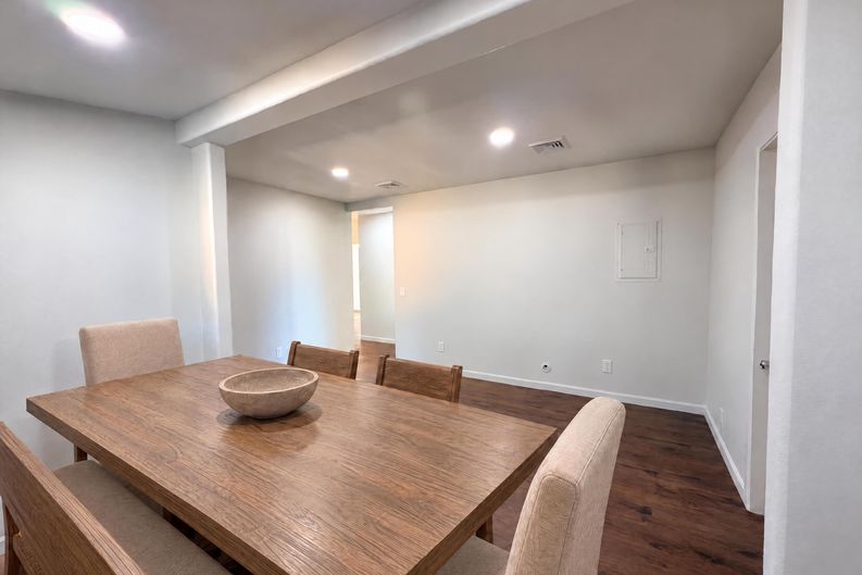 Photo 10 of 51 of 3016 N 47th St, Phoenix, AZ
