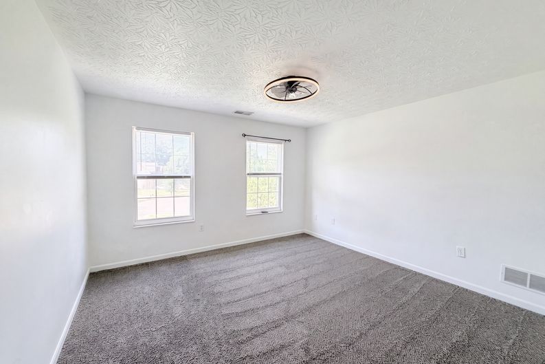 Photo 23 of 43 of 9212 Cedar Gate Dr, Loveland, OH