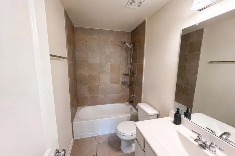 Photo 18 of 29 of 12338 Bedford Bend Dr, Humble, TX
