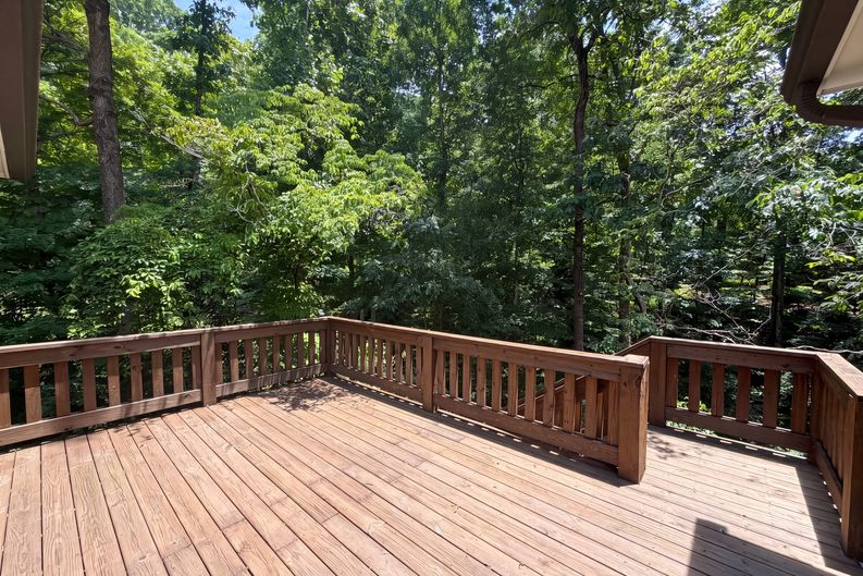 Photo 28 of 34 of 2299 Camden Dr SW, Marietta, GA