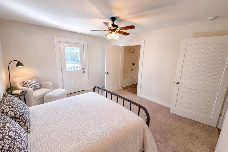 Photo 4 of 41 of 204 Jim Grizzle Rd, Royston, GA