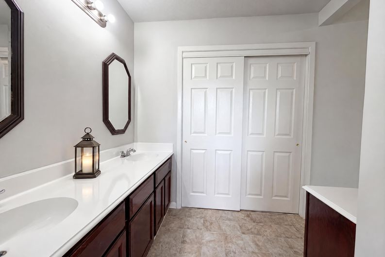Photo 16 of 21 of 807 Mountain Meadows Dr, Katy, TX
