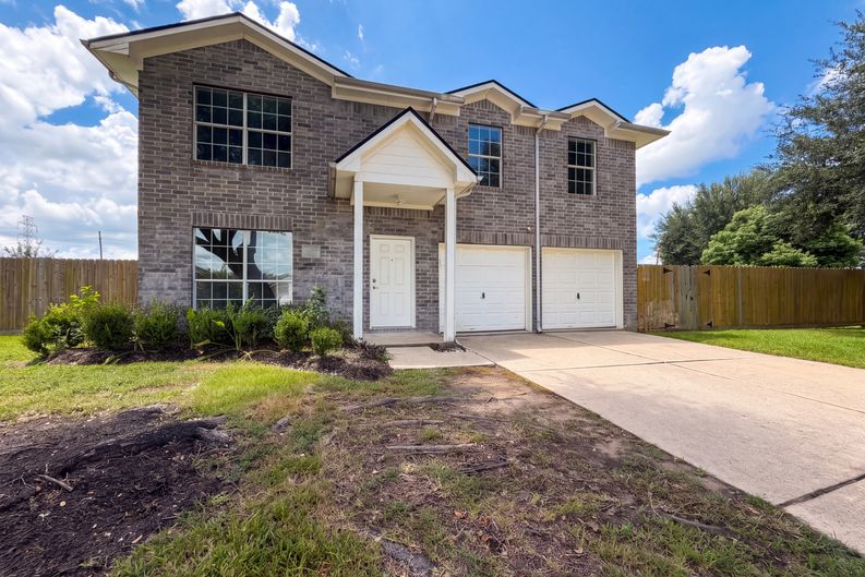 Photo 21 of 25 of 4519 S Ridgewalk Dr, Houston, TX