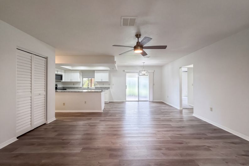 Photo 3 of 29 of 26029 Luzon Ct, Punta Gorda, FL